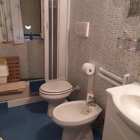 Oda ve Kahvaltı La Cascata Noci