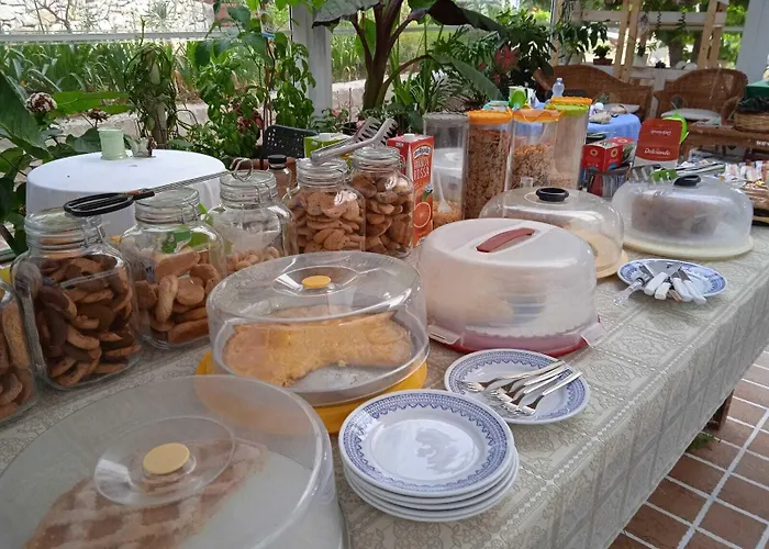 La Cascata Bed & Breakfast