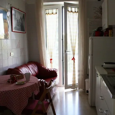 La Cascata Bed & Breakfast 3*