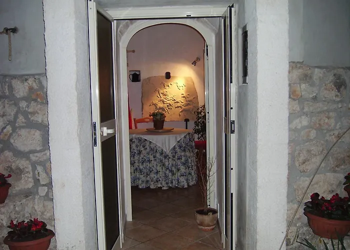 לינה וארוחת בוקר La Cascata 3*