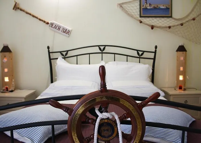 לינה וארוחת בוקר La Cascata 3*